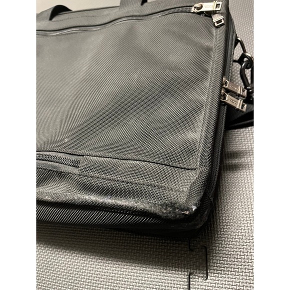 Tumi Alpha 26060d4 Black‎ Expandable Briefcase Messenger Laptop Bag - Picture 8 of 14